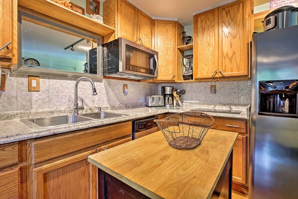 Apartment (0 Bedroom) | Interior