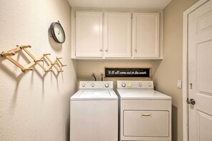Apartamento (2 Bedrooms) | Parte interna