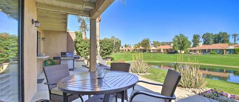 Apartemen (2 Bedrooms) | Bagian depan properti