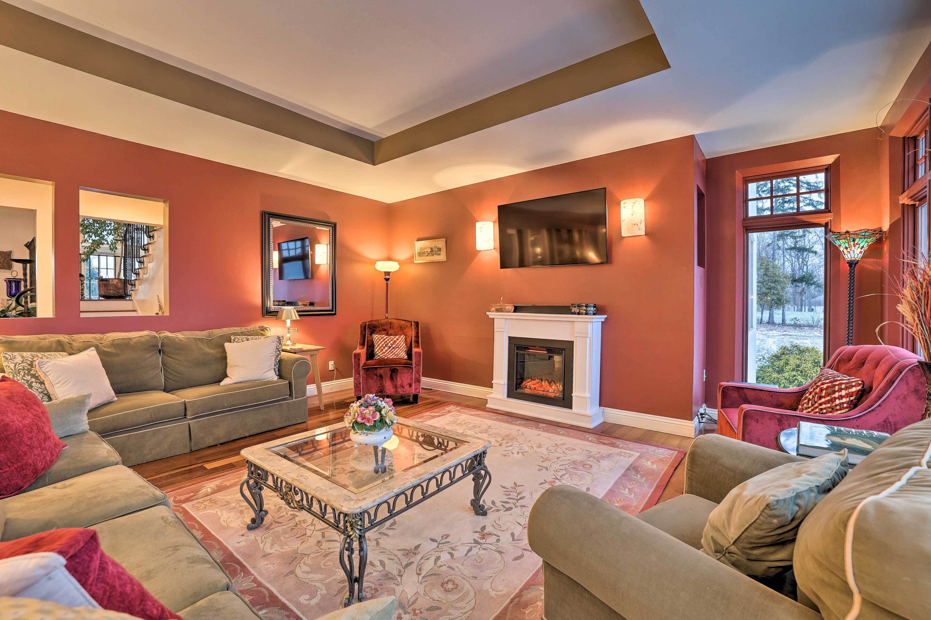 House (5 Bedrooms) | Interior