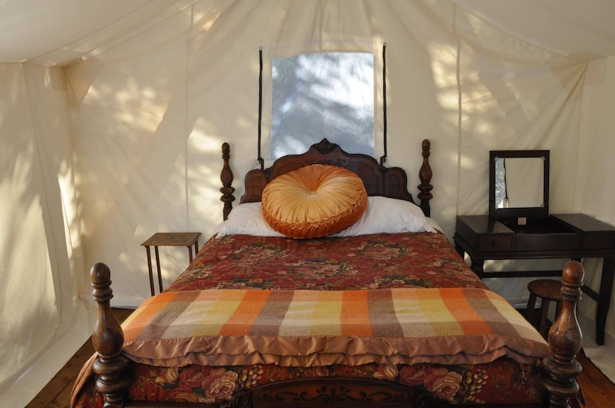 Your Own Private Camp. A Unique Experience. Sleeping Cabin And Glamping Tent! - Humboldt County, CA