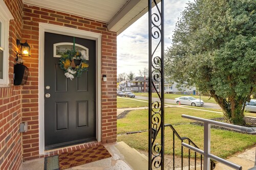 Charming Baltimore Getaway - 5 Miles to Downtown!