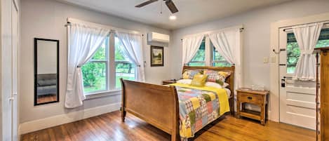 Cottage (2 Bedrooms) | Interior