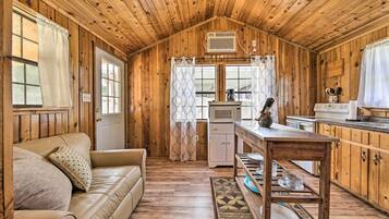 House (1 Bedroom) | Front of property