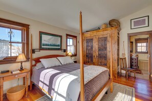 House (2 Bedrooms) | Interior - Solar-powered Home w/ Mtn Views 33 Mi to Telluride (Placerville)