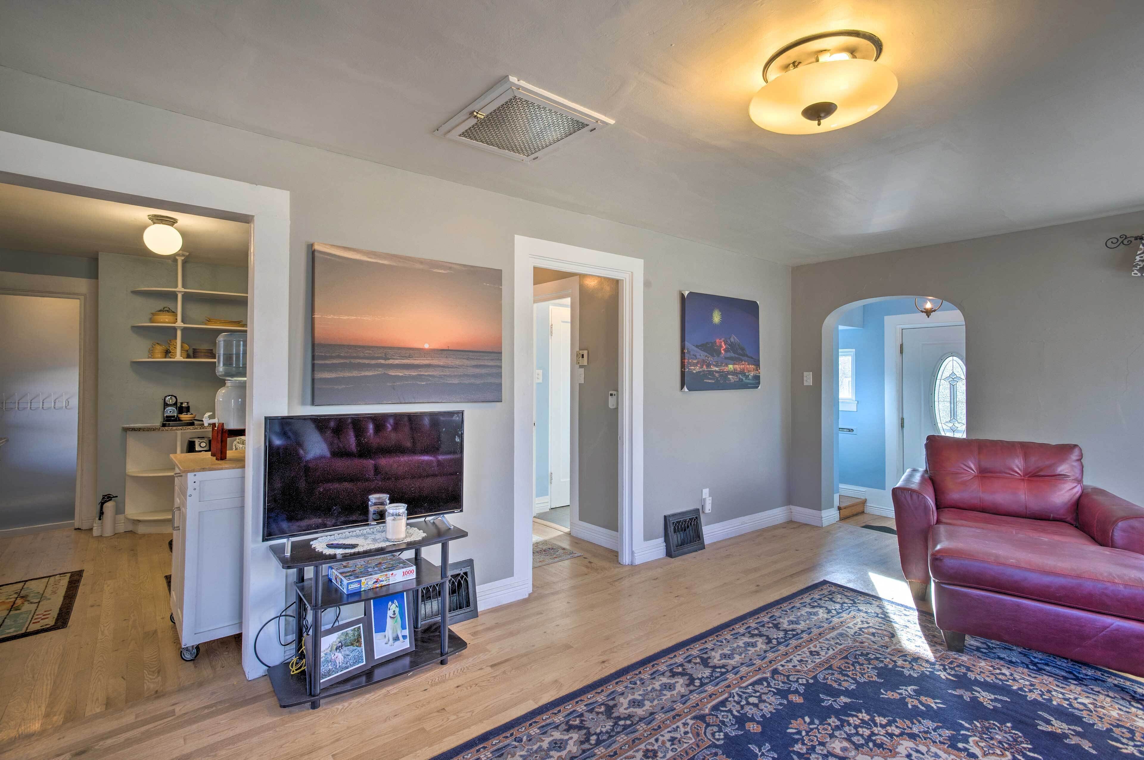 House (2 Bedrooms) | Interior