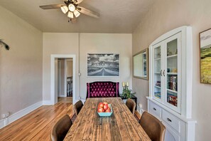 Interior - Chic Downtown Home w/ Grill, Steps to Main Street! (Buena Vista)