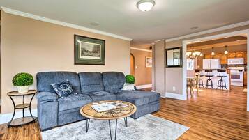 Rumah (4 Bedrooms) | Interior