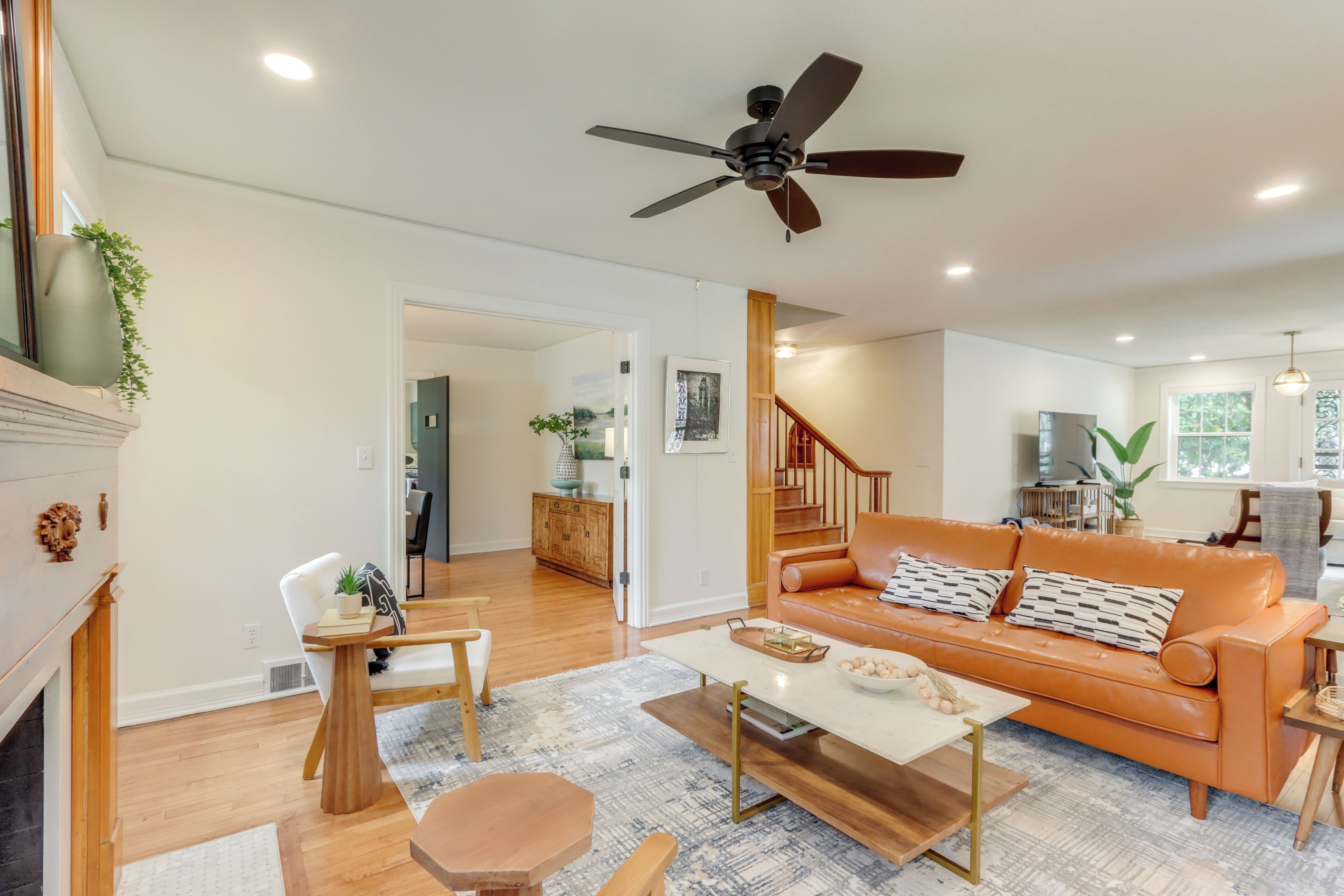 House (5 Bedrooms) | Interior