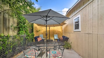 House (1 Bedroom) | Interior