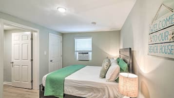 House (1 Bedroom) | Interior