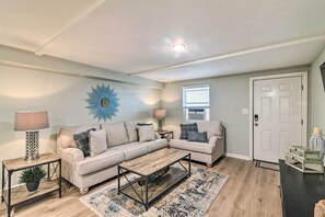 House (1 Bedroom) | Interior - 1 Mi to Seawall: Dog-friendly Galveston Home! (Galveston)