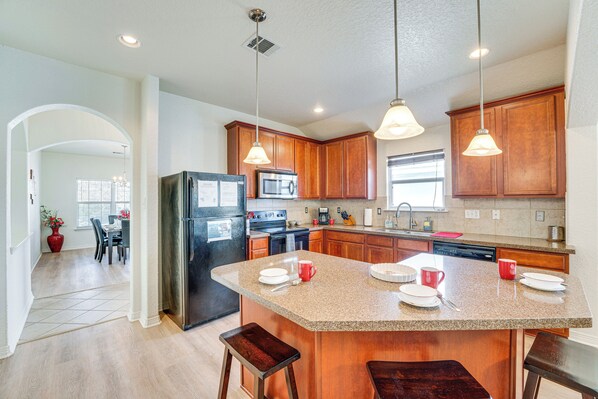 Interior - San Antonio Home w/ Game Room, 9 Mi to Seaworld! (San Antonio)