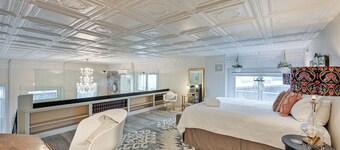 0776: Walk to Arkansas River: Historic Palace Loft