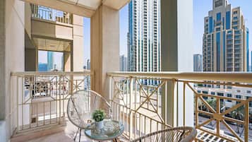 Business Studio (29BLVD T2 903) | City view