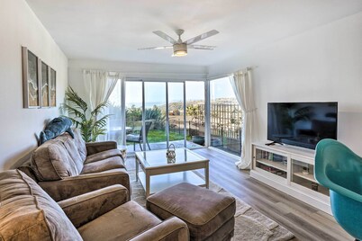 San Clemente Condo w/ Gorgeous Views: Near Beach!