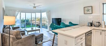 San Clemente Condo w/ Gorgeous Views: Near Beach!