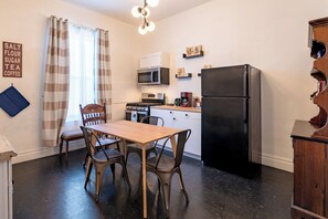 Nhà (3 Bedrooms) | Nội thất