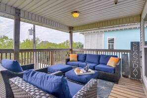 House (3 Bedrooms) | Interior - Furnished Patio & Deck: Galveston Escape! (Galveston)