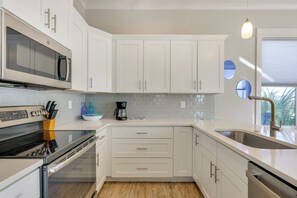 Cottage (2 Bedrooms) | Interior