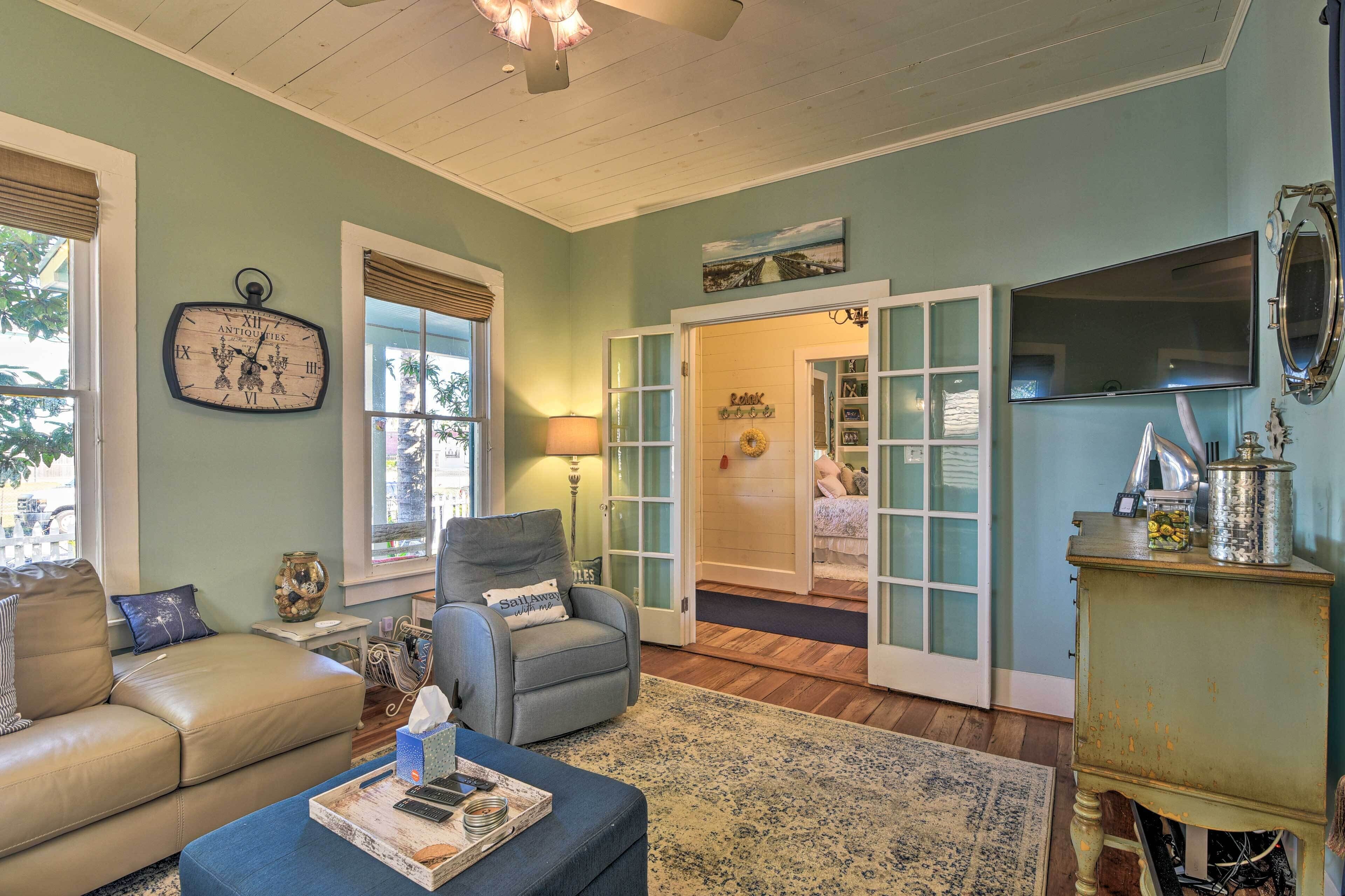 Cottage (2 Bedrooms) | Interior