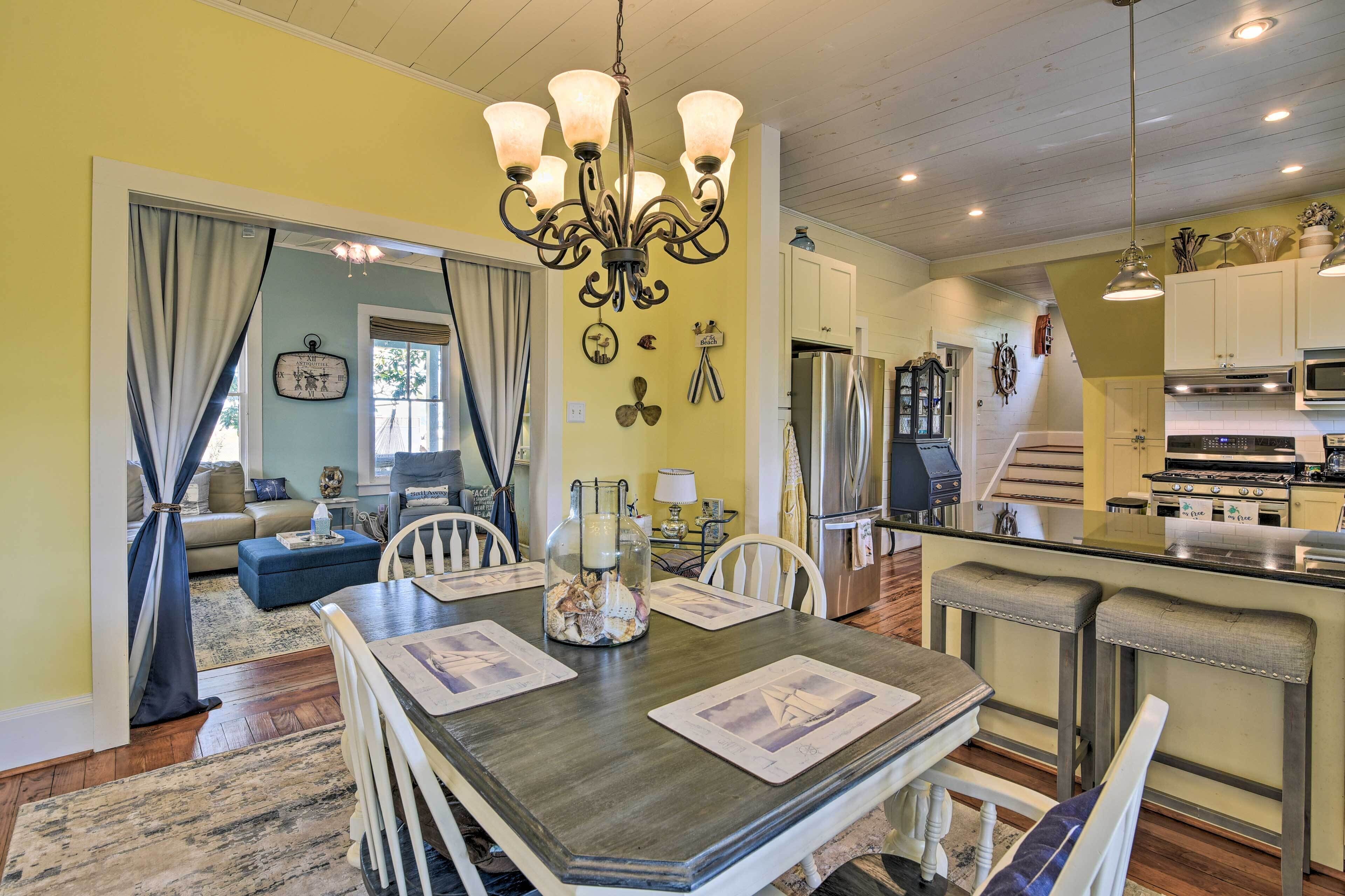 Cottage (2 Bedrooms) | Interior