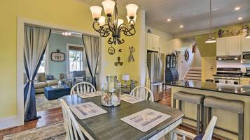 Cottage (2 Bedrooms) | Nội thất