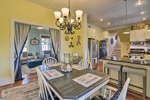 Cottage (2 Bedrooms) | Interior