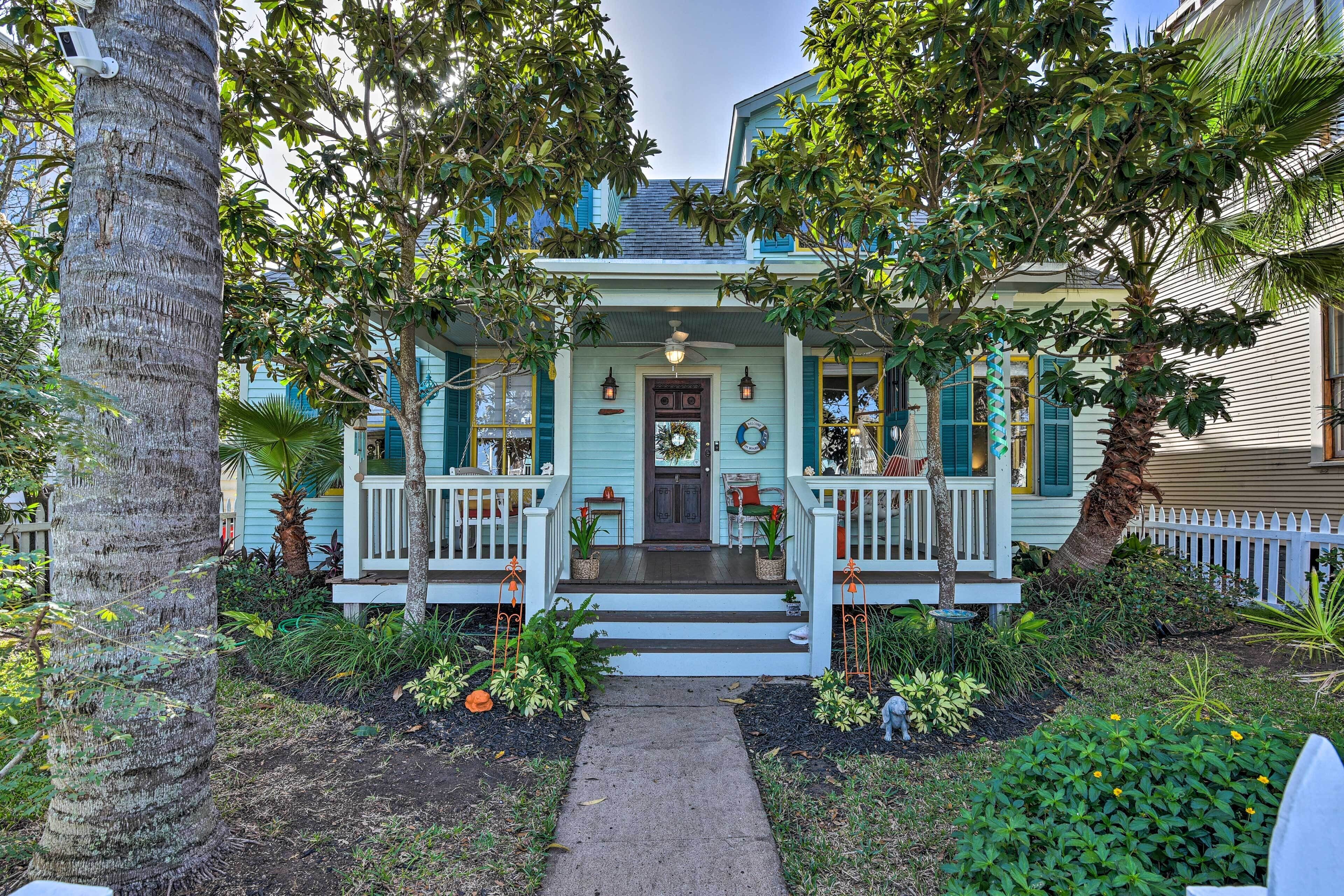 Cottage (2 Bedrooms) | Front of property