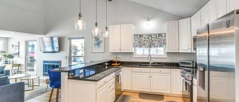 House (4 Bedrooms) | Interior