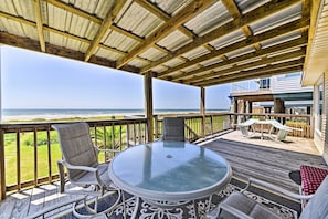 House (2 Bedrooms) | Interior - Steps to Gulf! Pet-friendly Galveston Getaway (Galveston)