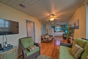 House (2 Bedrooms) | Interior - Galveston Beach House w/ Private Deck & Gulf Views (Galveston)