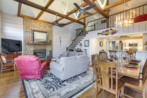 House (5 Bedrooms) | Interior - Waterfront Lay Lake Retreat w/ Dock & 3 Piers! (Shelby)