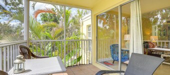 Longboat Key Resort Escape - Walk to the Beach!