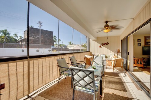 Centrally Located Kailua-kona Condo w/ Lanai!