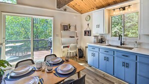 Dining - Running Springs Cabin < 7 Mi to Lake + Skiing (Running Springs)