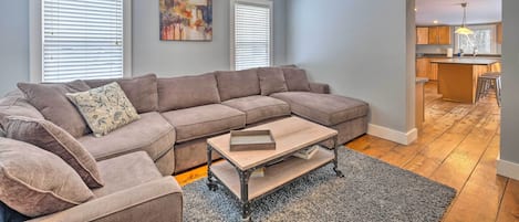 House (4 Bedrooms) | Interior