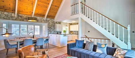 House (4 Bedrooms) | Interior