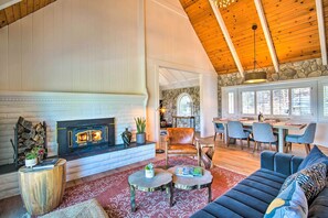 House (4 Bedrooms) | Interior