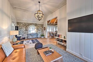 House (4 Bedrooms) | Interior