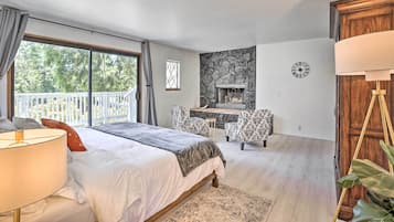 House (5 Bedrooms) | Interior