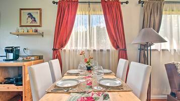 Apartment (0 Bedroom) | Interior