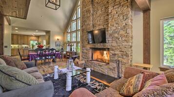 House (3 Bedrooms) | Front of property