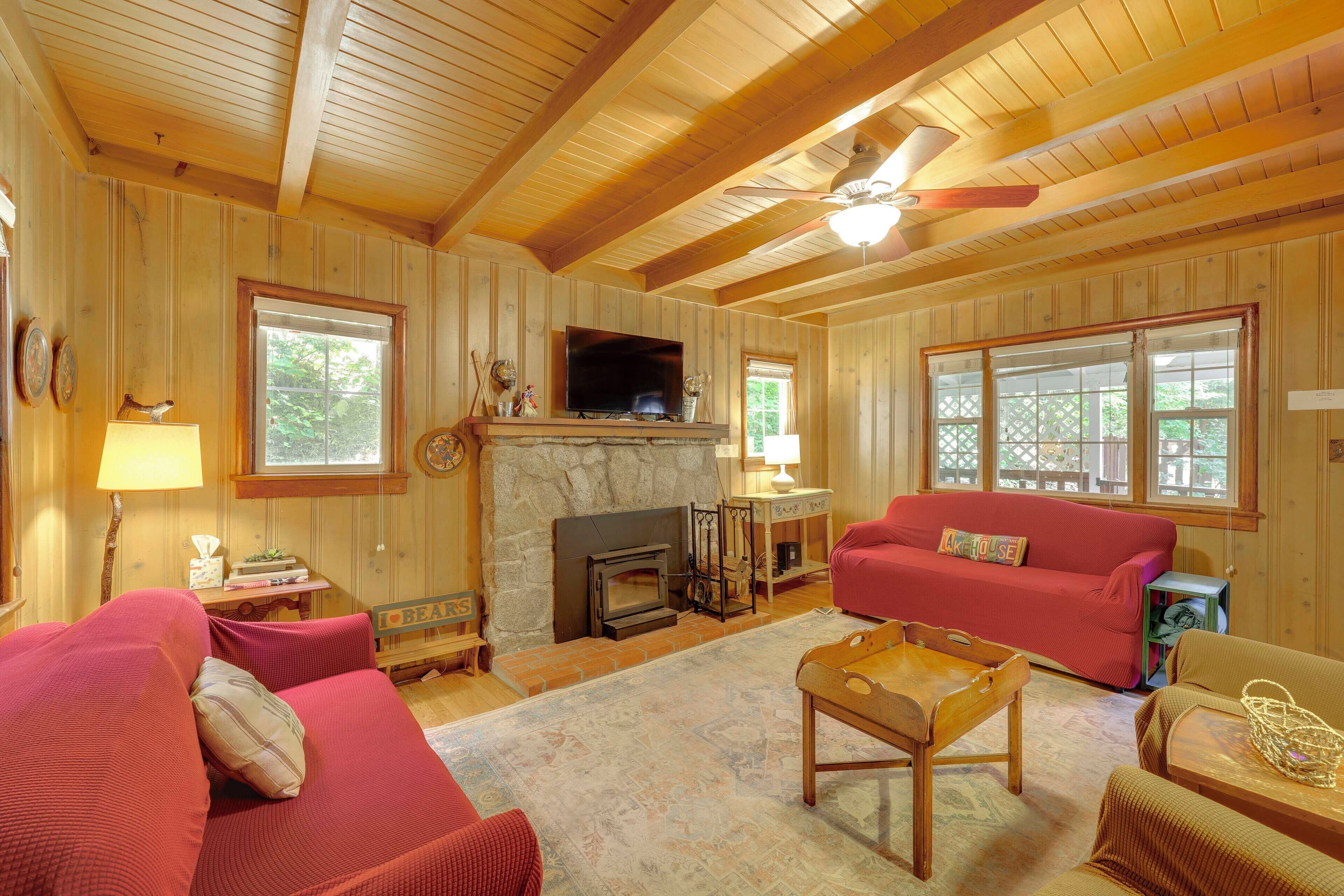 House (2 Bedrooms) | Front of property