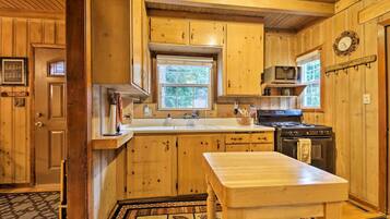 Rumah (2 Bedrooms) | Interior