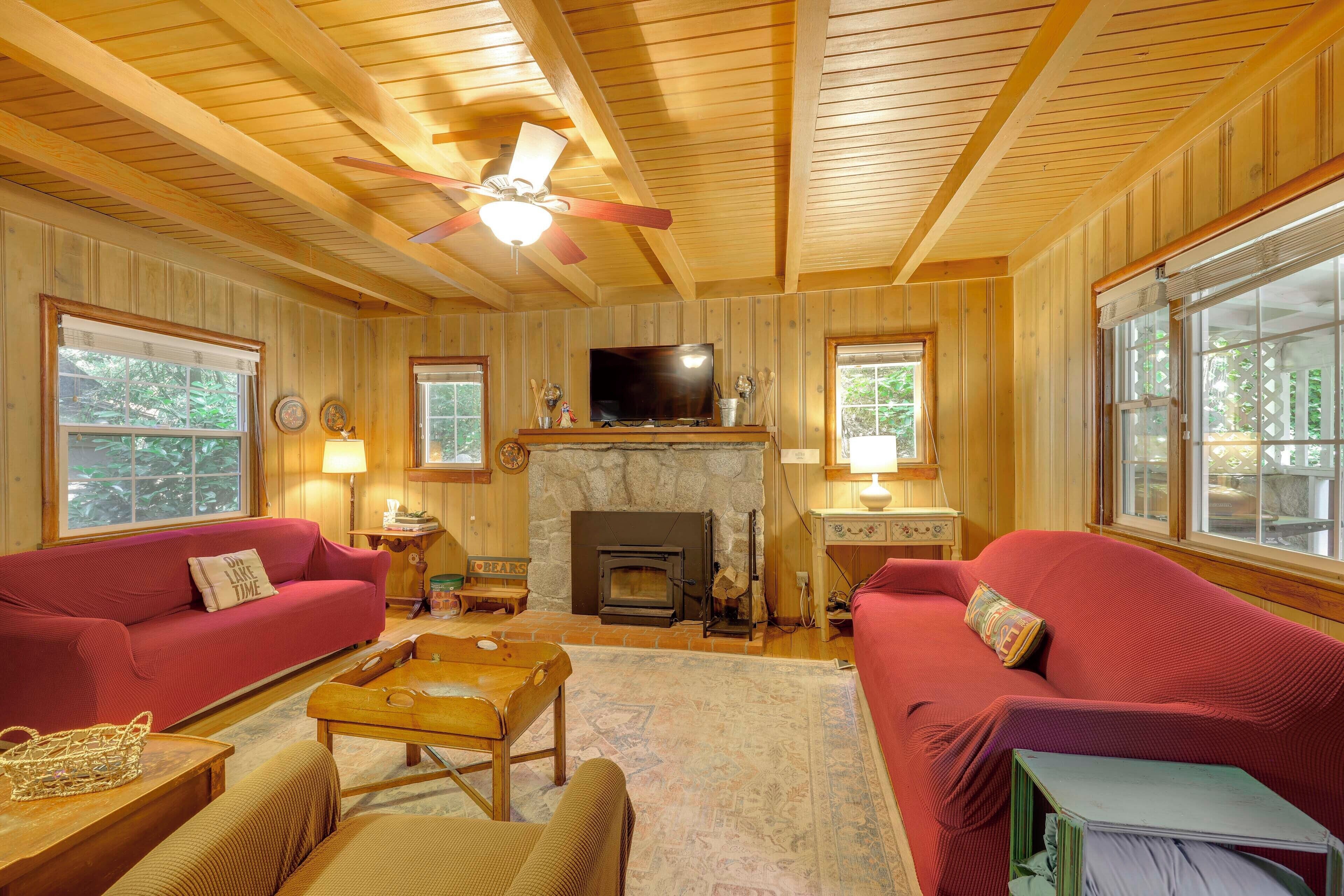 House (2 Bedrooms) | Interior