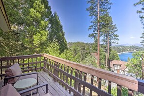 House (6 Bedrooms) | Interior