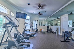 House (6 Bedrooms) | Interior - 5 Mi to Disney: Emerald Island Poolside Retreat (Kissimmee)