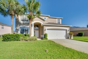 House (6 Bedrooms) | Interior - 5 Mi to Disney: Emerald Island Poolside Retreat (Kissimmee)