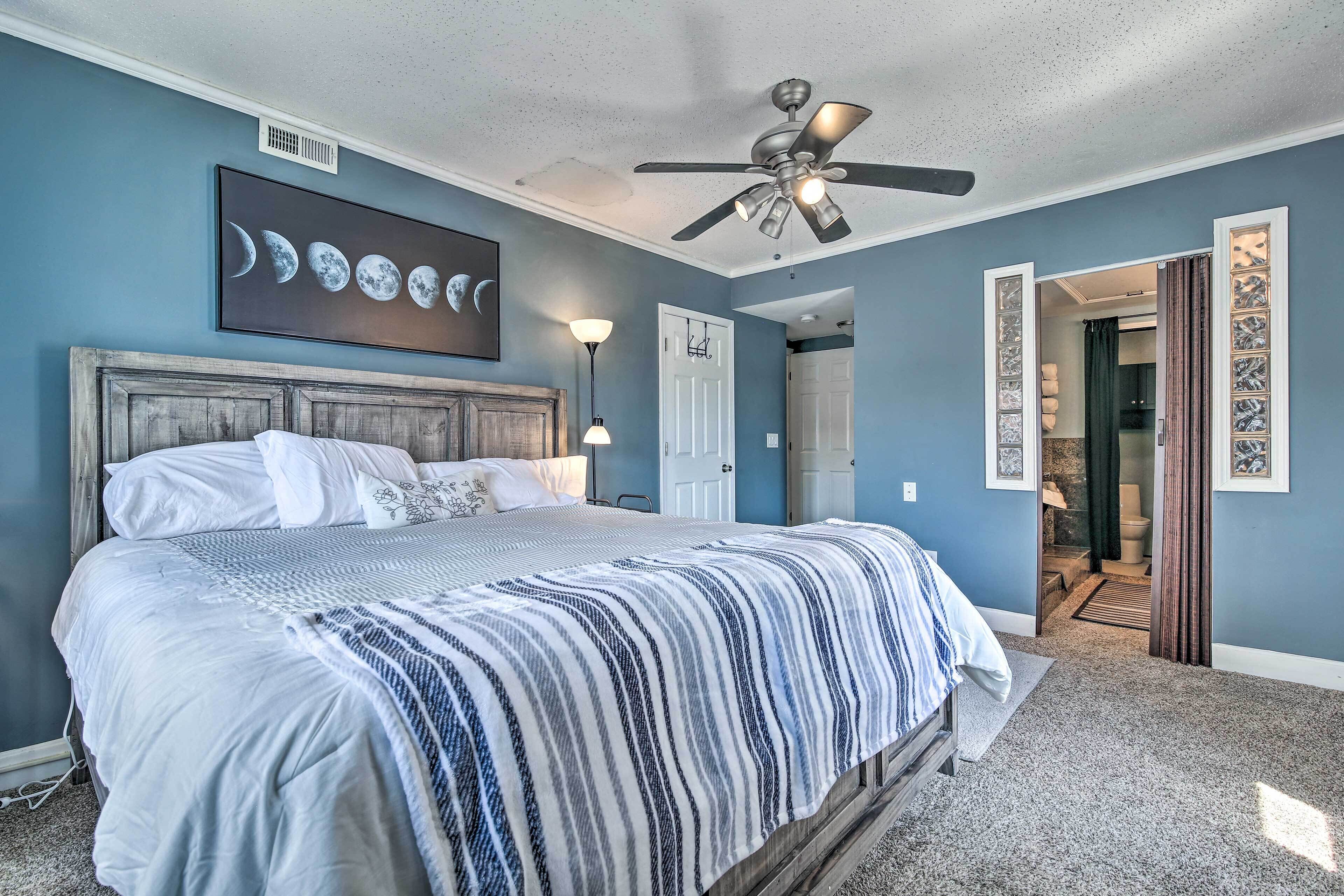 2 bedrooms, iron/ironing board, bed sheets